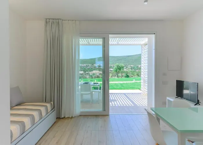 Stunning Capo Falcone Charming Near La Pelosa